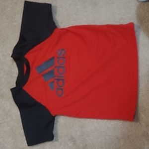 Adidas tshirt